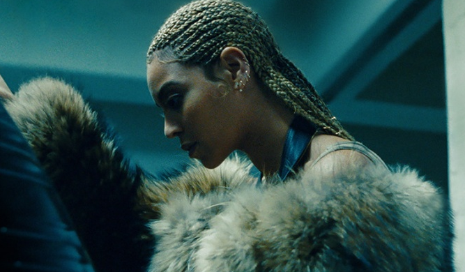 Zaangażowanie przed Beyonce Zaangażowanie przed Beyonce