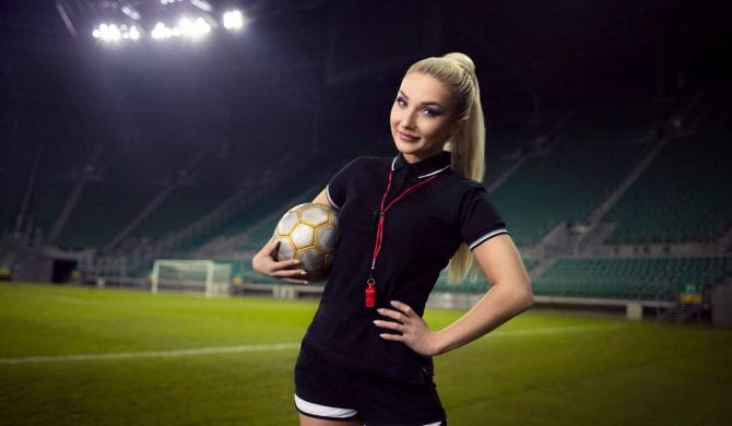 Cleo: “Jako kibice powinniśmy tworzyć wsparcie w każdej sytuacji” Cleo: “Jako kibice powinniśmy tworzyć wsparcie w każdej sytuacji”