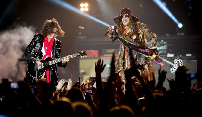 Aerosmith rozważali usunięcie Stevena Tylera ze składu. Wiemy, kto miał go zastąpić