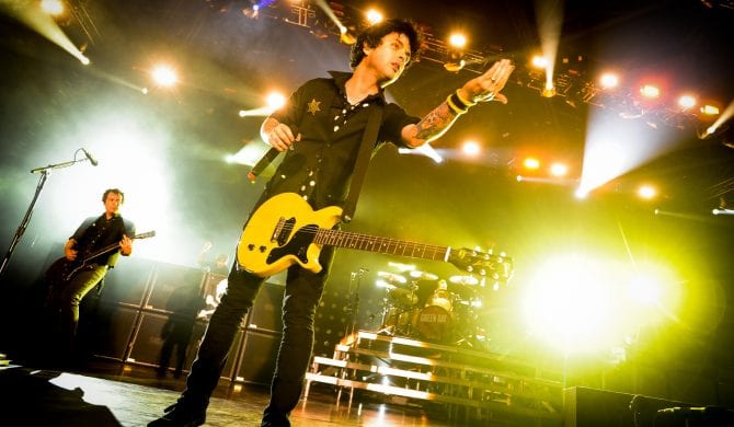 Lider Green Day prezentuje nowy zespół