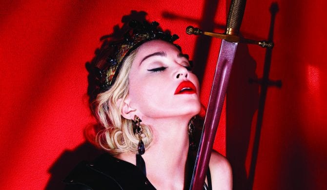 Madonna na żywo z nowym utworem