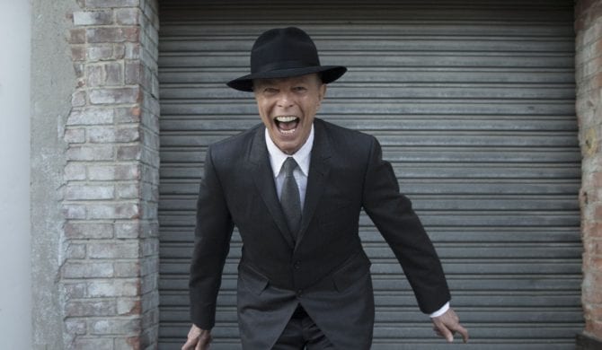 Posłuchaj nowej wersji „Zeroes” Davida Bowiego