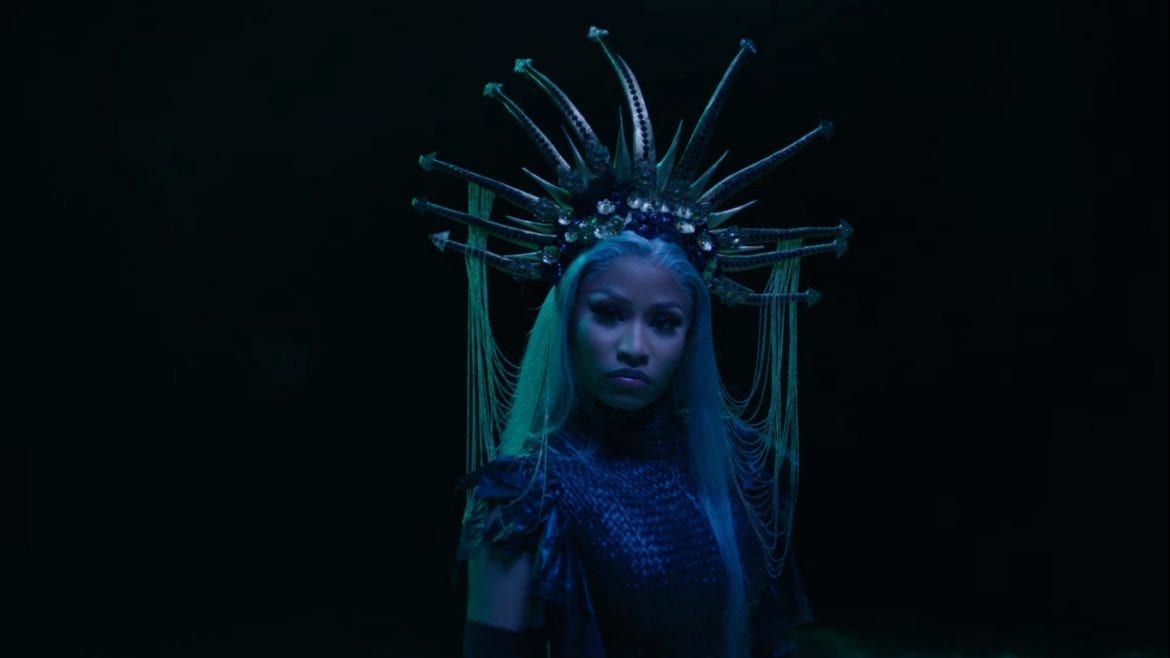 Nicki Minaj z klipem do „Hard White”