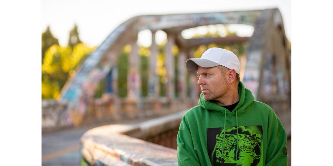 DJ Shadow wraca z podwójnym albumem