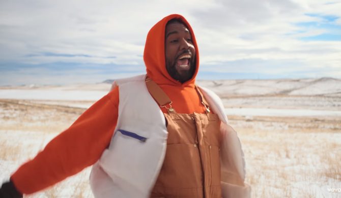 Kanye nagrał najdziwniejszy spot reklamowy w dziejach Super Bowl, ale zarobił dzięki niemu majątek