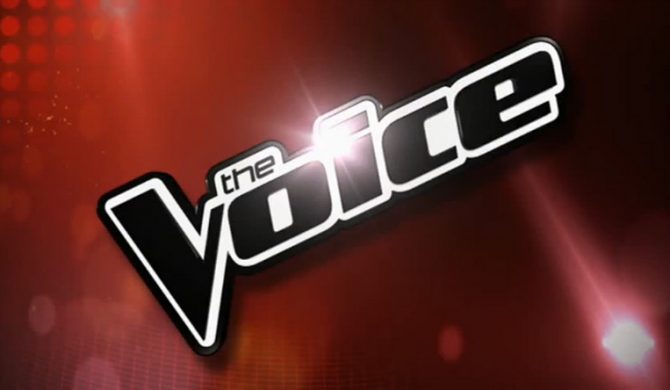 Trener w The Voice złamał regulamin podczas przesłuchań w ciemno