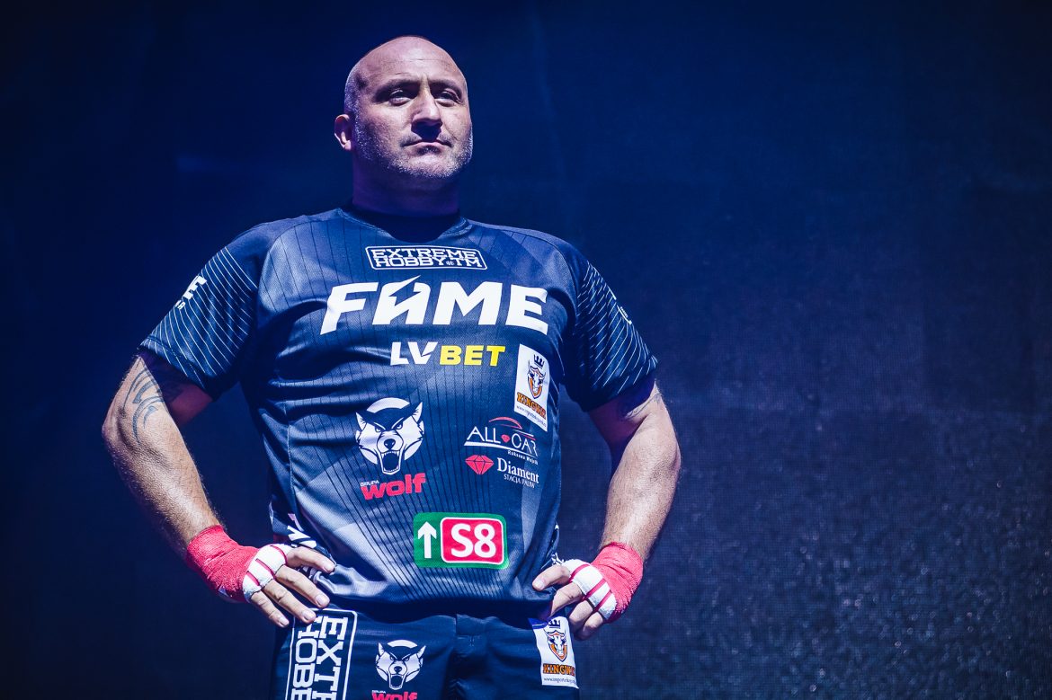 Marcin Najman komentuje problemy z walką Kizo i Popka. Fighter podał kwotę, za jaką jest gotów pomóc Fame MMA