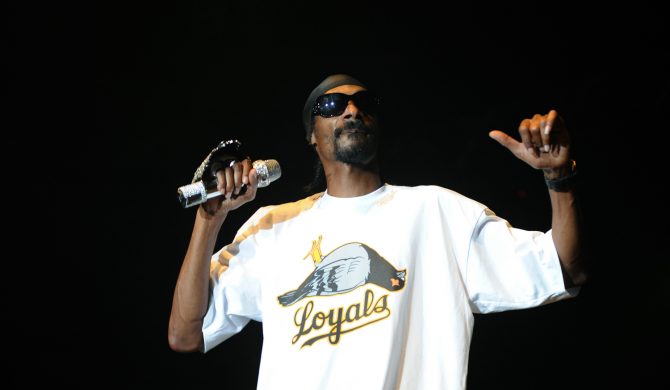 Snoop rzucił palenie. Raper obwieścił to uroczym komunikatem