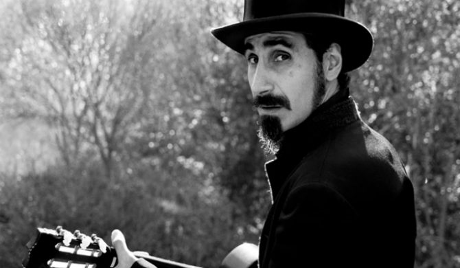 Serj Tankian: Bez perfekcji, ale z harmonią