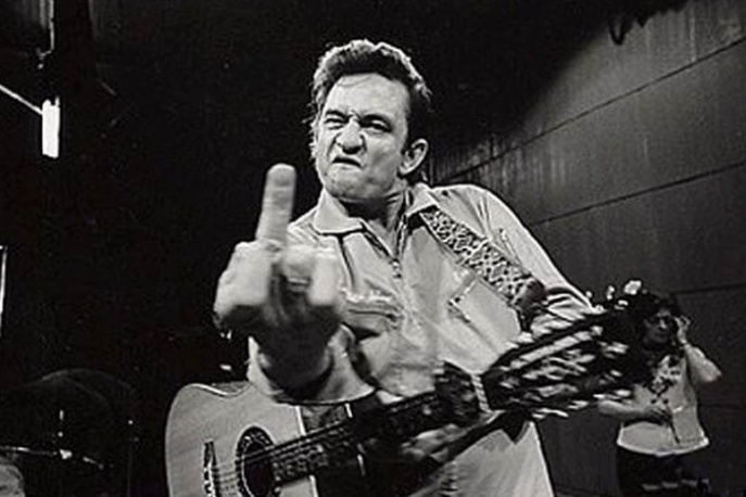 Dlaczego Johnny Cash pokazał środkowy palec?