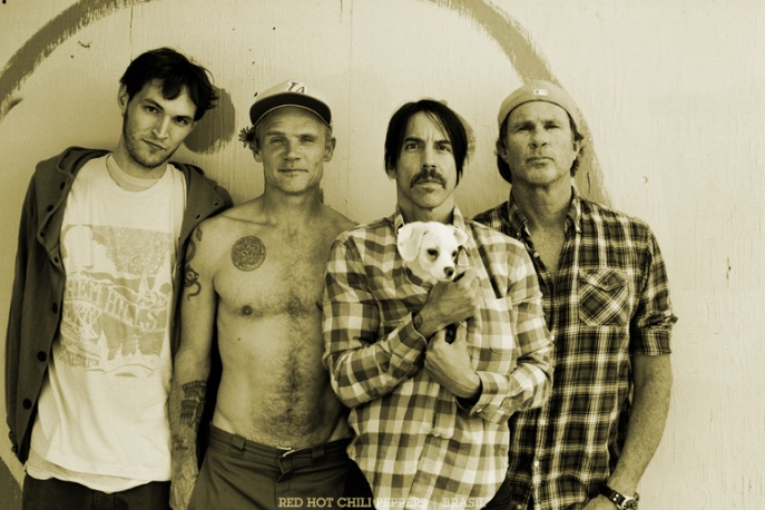 Red Hot Chili Peppers muszą wydać single