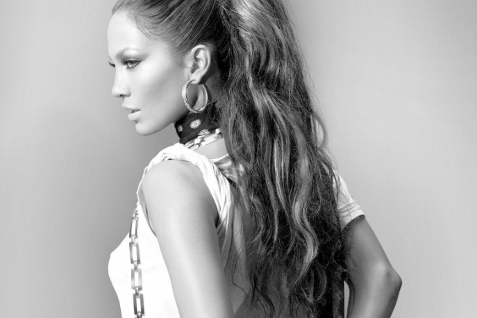 Jennifer Lopez na biało