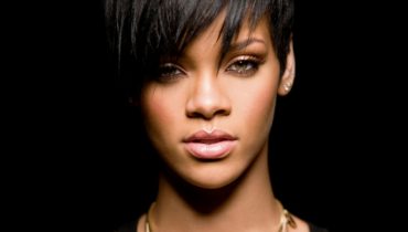 Rihanna wykonała nowy utwór – video