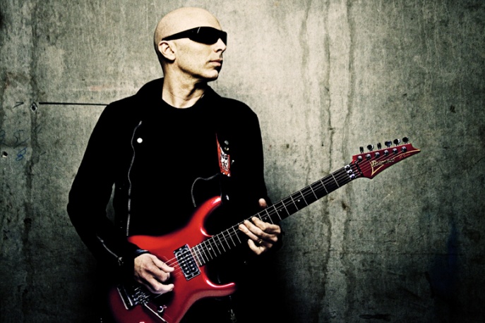 Szczegóły albumu Satrianiego