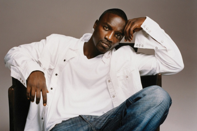 Akon nagrywa z Robertem M