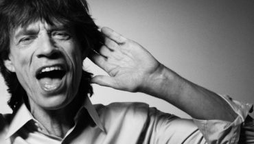 Kosmyk włosów Jaggera sprzedany za 4 000 funtów