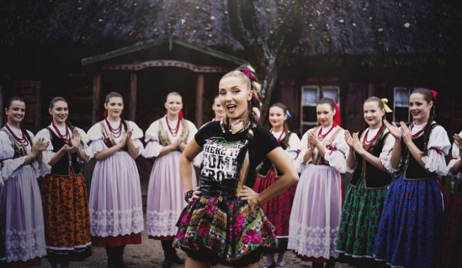 „Slavic Girls”, czyli anglojęzyczna wersja hitu Donatana i Cleo (wideo)