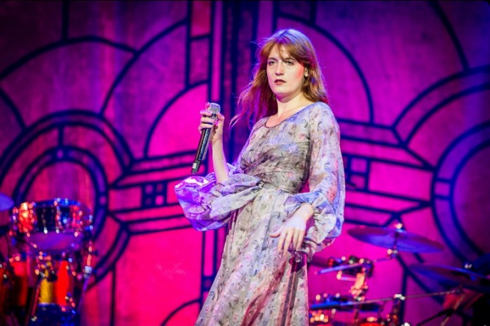 Florence + The Machine – „How Big How Blue How Beautiful” (wideo)