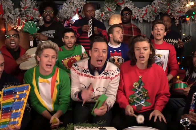 One Direction świątecznie u Fallona (wideo)