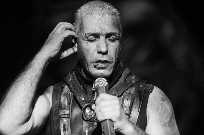 Solowy album Tilla Lindemanna już w sprzedaży. Kiedy nowy Rammstein?