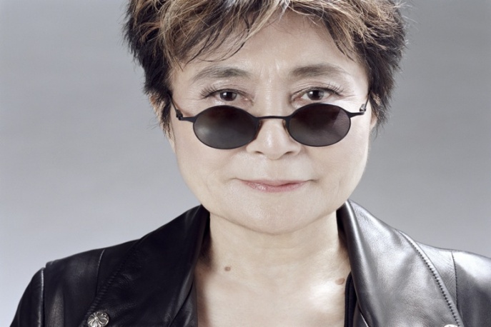 Yoko Ono pisze