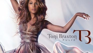 Teledysk: Toni Braxton – „Hands Tied”