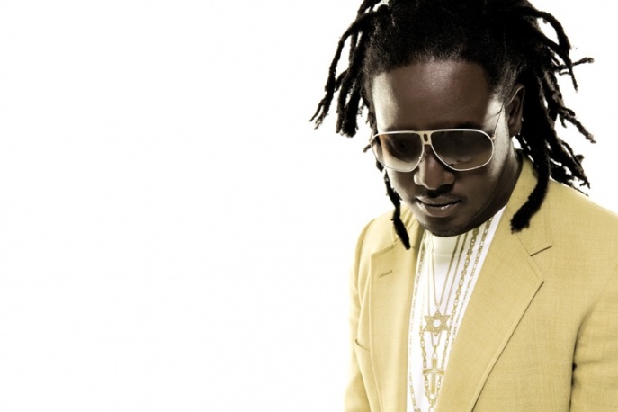 Teledysk: T-Pain – „Freanik Is Back / Save You”
