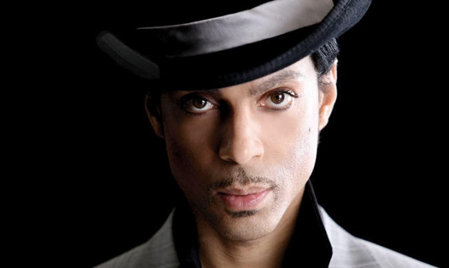 Piętnaście nowych albumów Prince’a na TIDAL-u. Z okazji urodzin