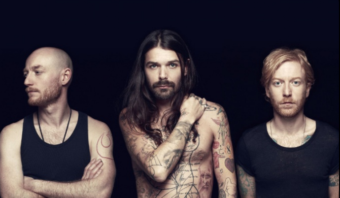 Biffy Clyro zagrają w Warszawie. Fani organizują akcję