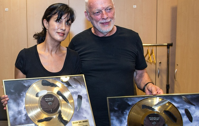 David Gilmour oczarował wrocławską publiczność i odebrał Złotą Płytę