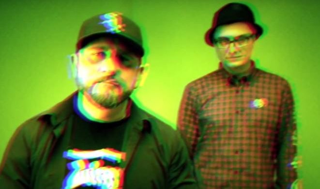 „Jak tu się nie w***wić znowu” – Liroy w nowym klipie Metrowego „Jak tu się nie w***wić znowu” – Liroy w nowym klipie Metrowego