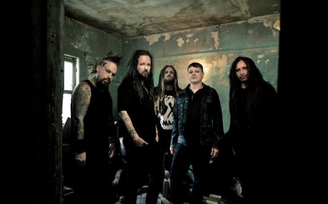 Wokalista Slipknot gościnnie w nowym kawałku Korn (audio)