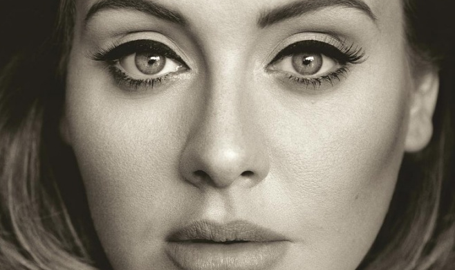 Adele zmieniła wytwórnię podpisując najwyższy kontrakt w historii Adele zmieniła wytwórnię podpisując najwyższy kontrakt w historii