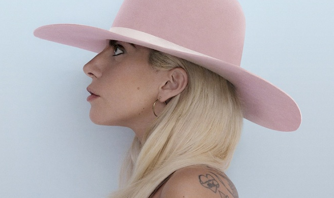 Lady Gaga prezentuje balladę z nadchodzącej płyty (audio)