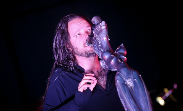 Korn przyspiesza przed premierą płyty
