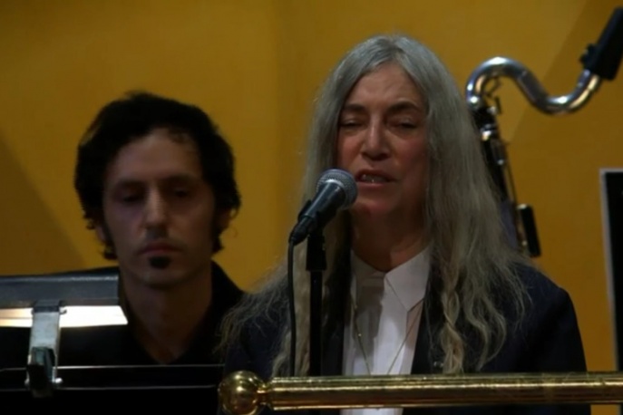 Patti Smith zapomniała tekstu Boba Dylana podczas występu na bankiecie noblowskim (wideo)