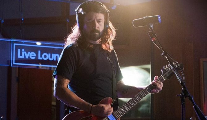 Foo Fighters z nowym singlem na żywo w BBC Foo Fighters z nowym singlem na żywo w BBC