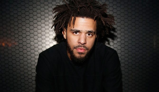 J.Cole nawołuje do bojkotu ligi footballowej J.Cole nawołuje do bojkotu ligi footballowej