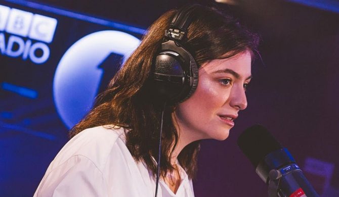 Lorde w wielkim hicie Phila Collinsa