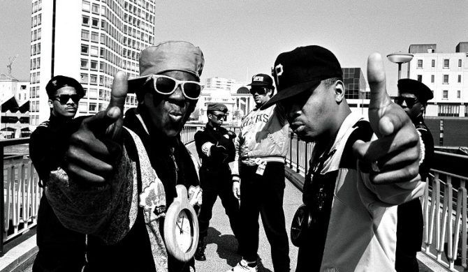 Chuck D strollował cały świat informacją o wyrzuceniu Flavora Flava z Public Enemy