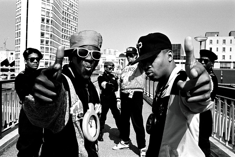 Flavor Flav wyrzucony z Public Enemy