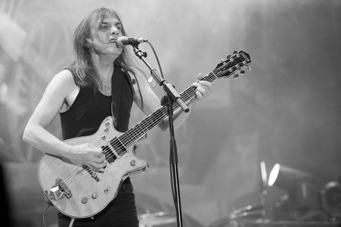 Malcolm Young nie żyje