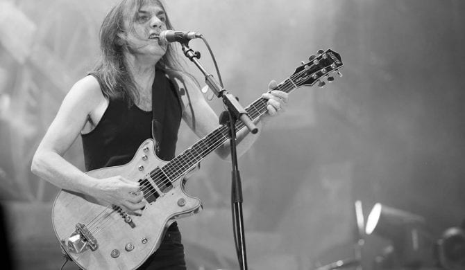 Malcolm Young nie żyje