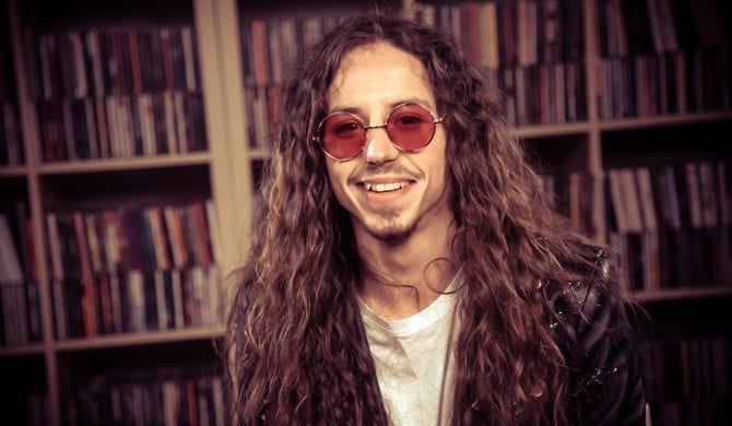 „Jestem Szpak, nie Szpaku” – Michał Szpak odpala swoją szesnastkę