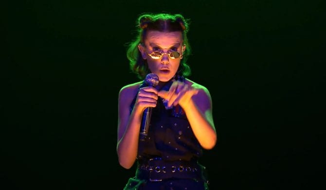 Millie Bobby Brown rapuje u Fallona Millie Bobby Brown rapuje u Fallona