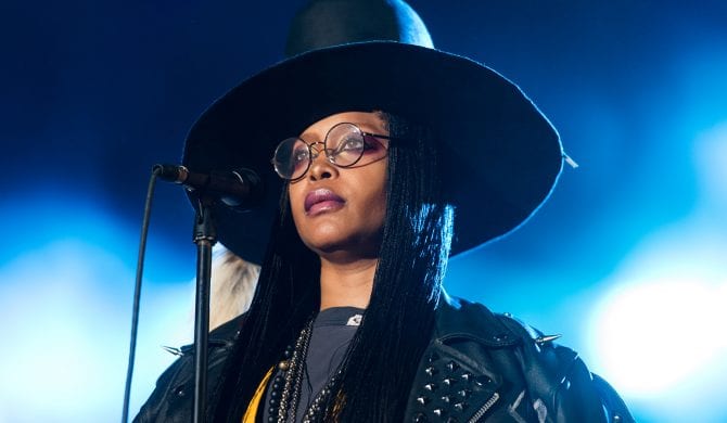 Erykah Badu wyprzedała cały nakład kadzidła o zapachu swojej waginy