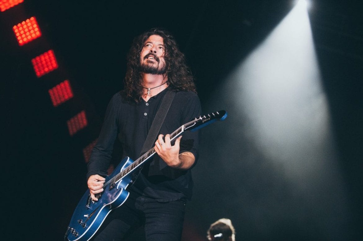 Foo Fighters udostęniają klasyczny koncert w szczytnym celu
