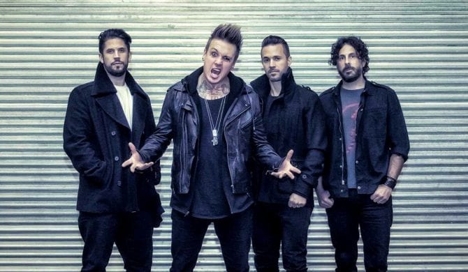 Lider Papa Roach miał te same problemy co Chester Bennington