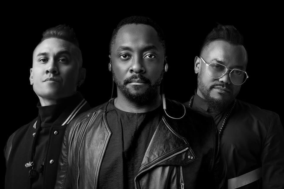 Tęczowe opaski dogadane z Black Eyed Peas? Okazuje się, że nie do końca