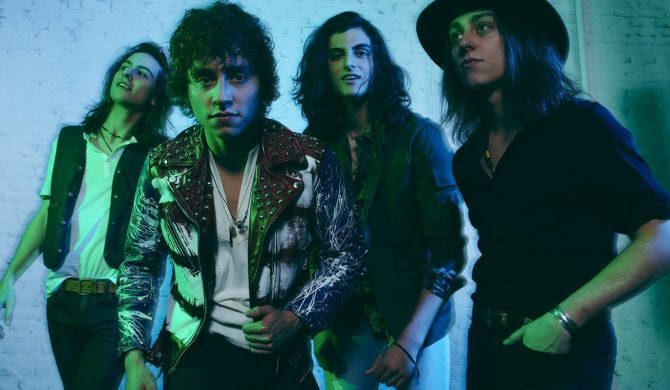 Greta Van Fleet przedstawia „When The Curtain Falls”